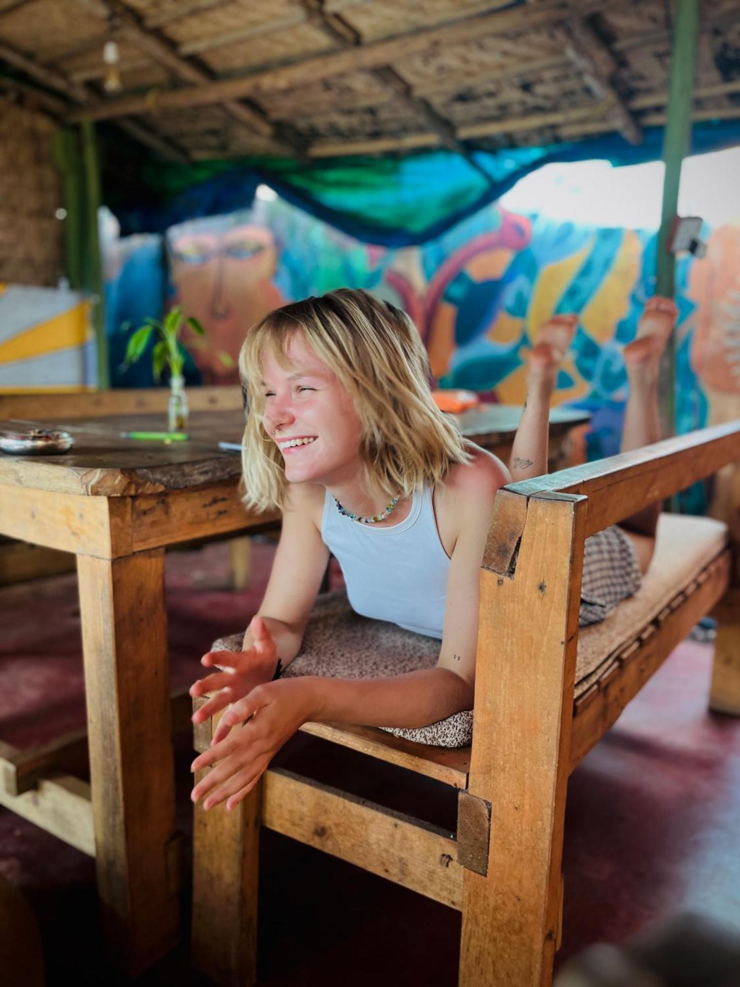 Gaia Hostels Anjuna Bagian luar foto